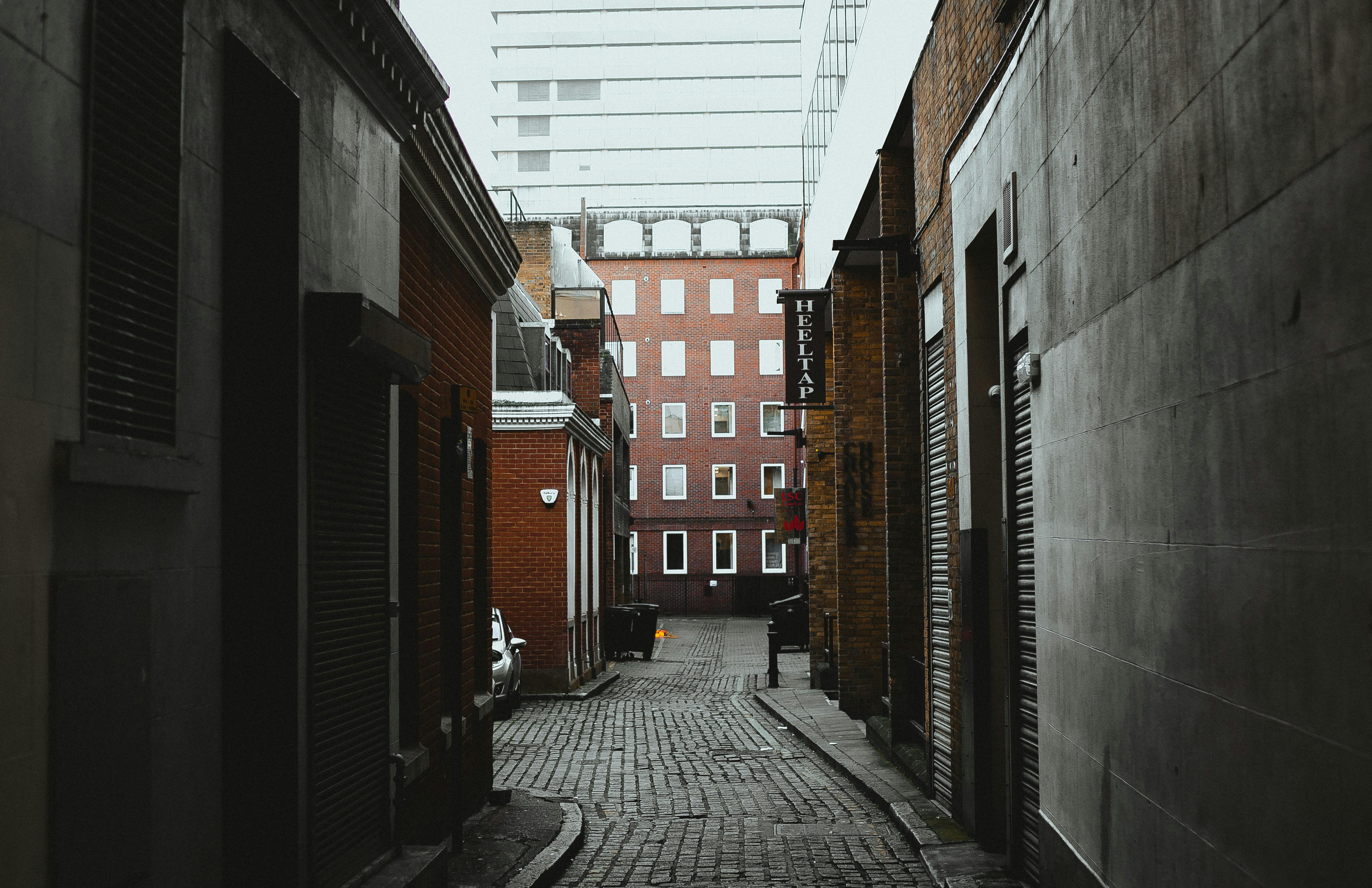 UK_Alley